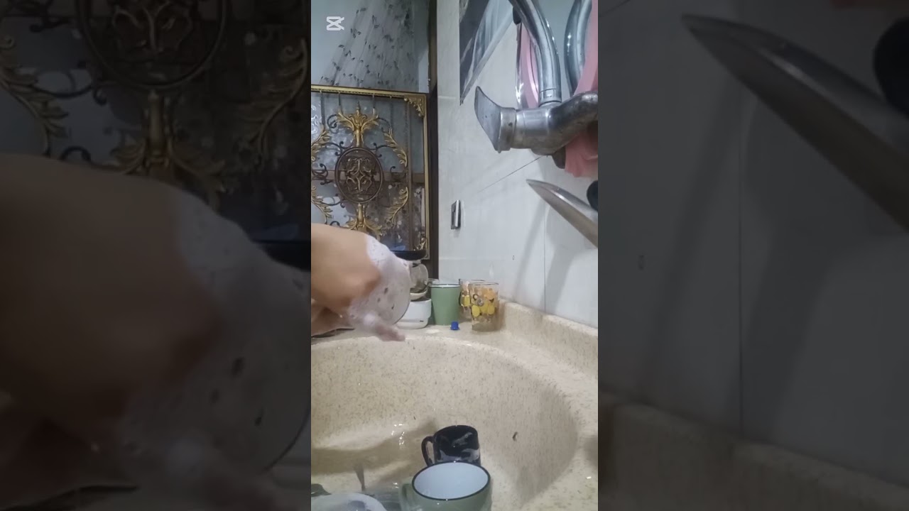 صباح الورد يااحلى متابعين