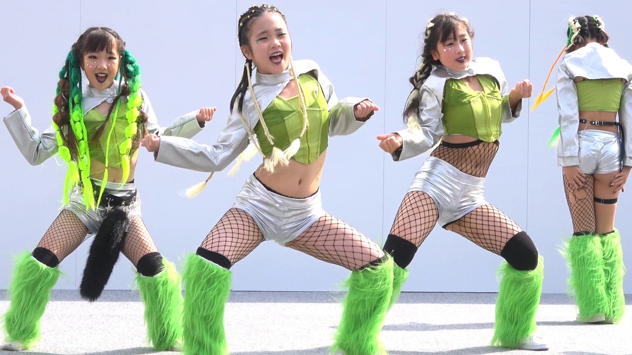 【ダンス】ふわもふクールな衣装がカワイイdance