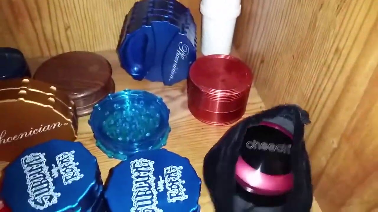 CUSTOMGROW420 SMOKE ROOM TOUR!!!