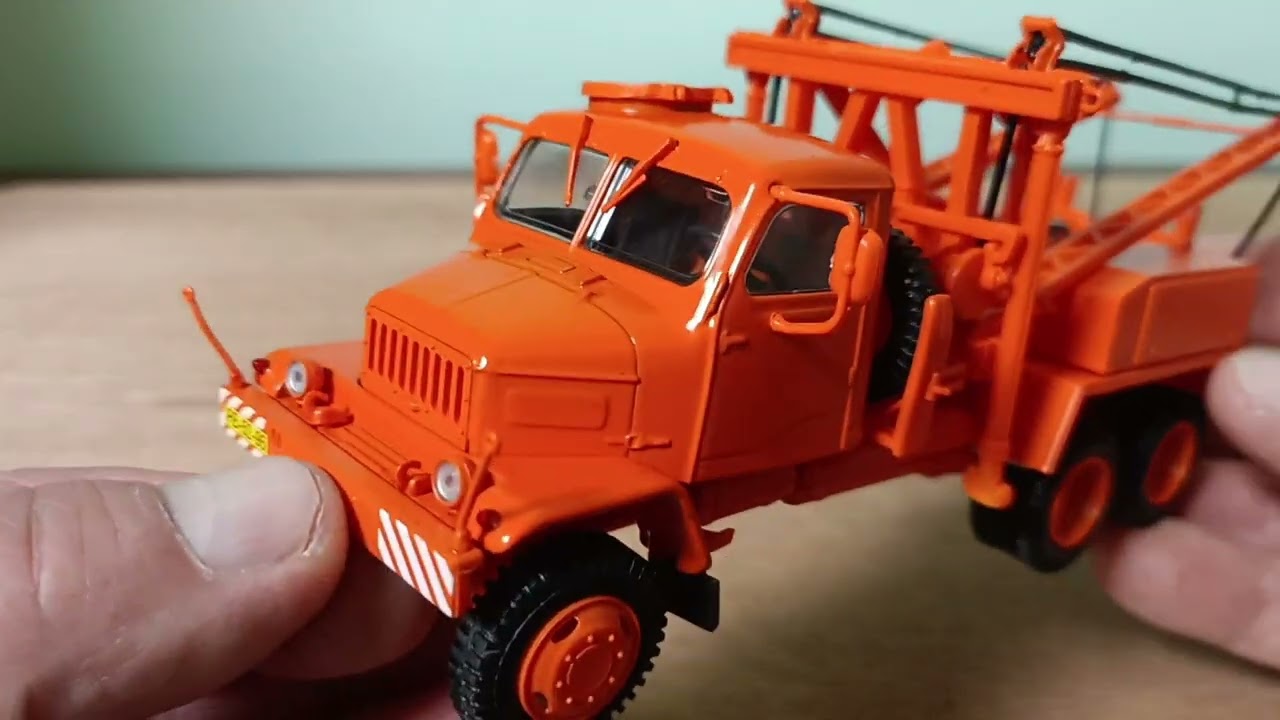 PRAHA   V3S. AV -3.  // 1/43. //.  Эвакуатор. Обзор.