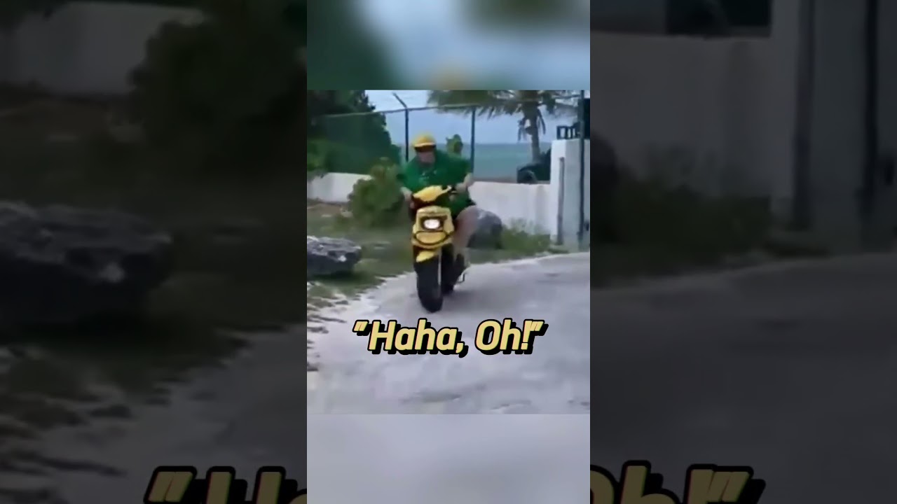 Hard and fast crash! 😂 #funny #fail #moped #scooter #feedshorts