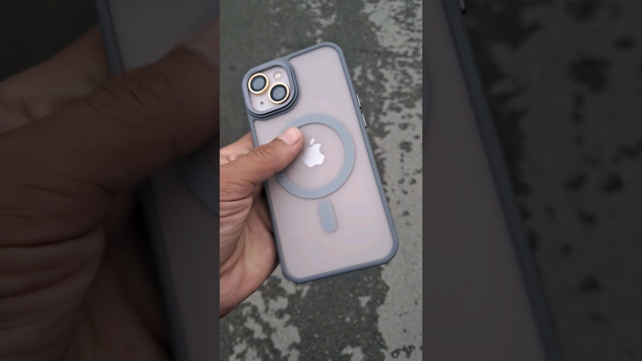 Samsung s23 ultra or iphone 13 which is best #shorts #iphone #samsung