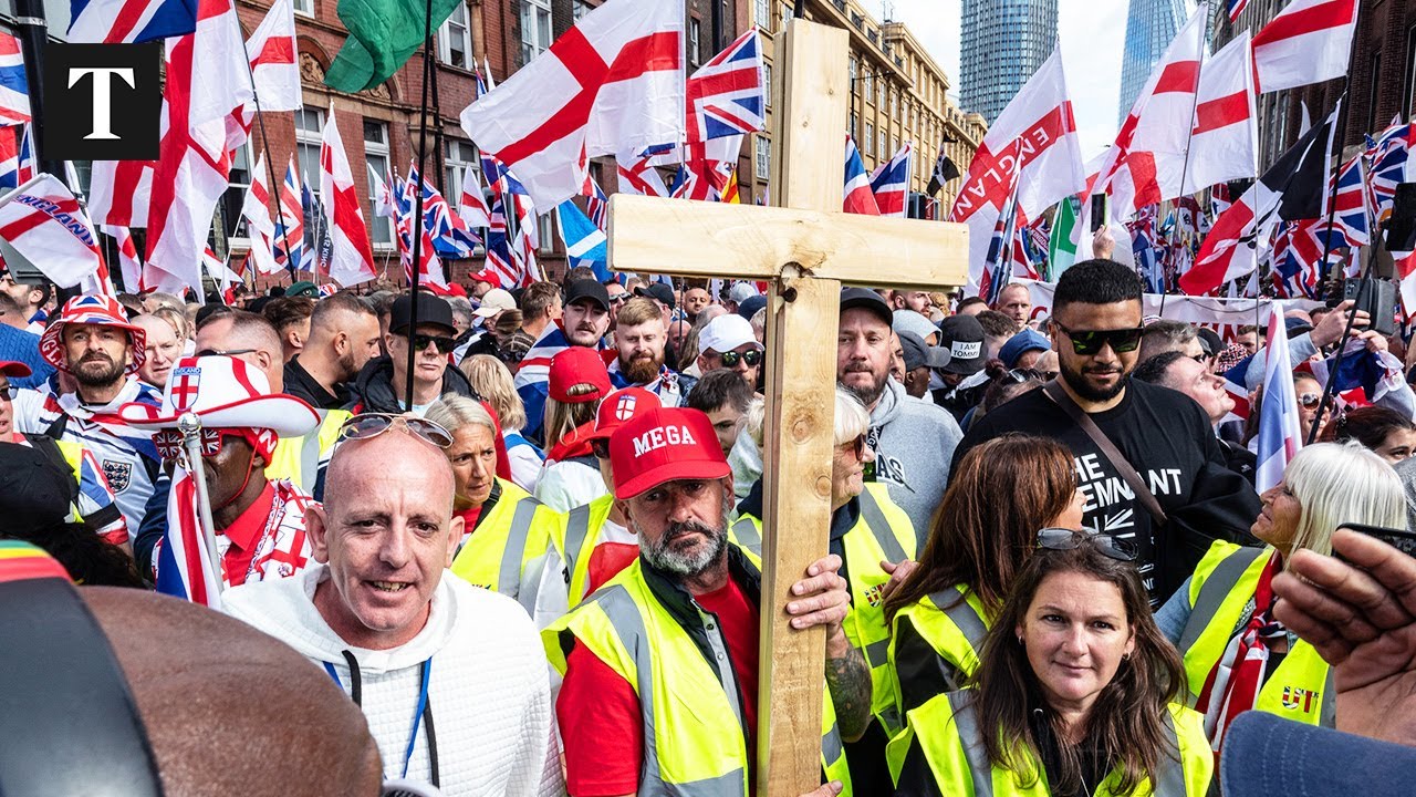 Thousands of Anti-Migrant Protesters join Tommy Robinson in London