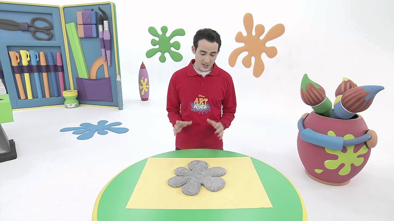 Art attack - Range bureau - Sur Disney Junior - VF