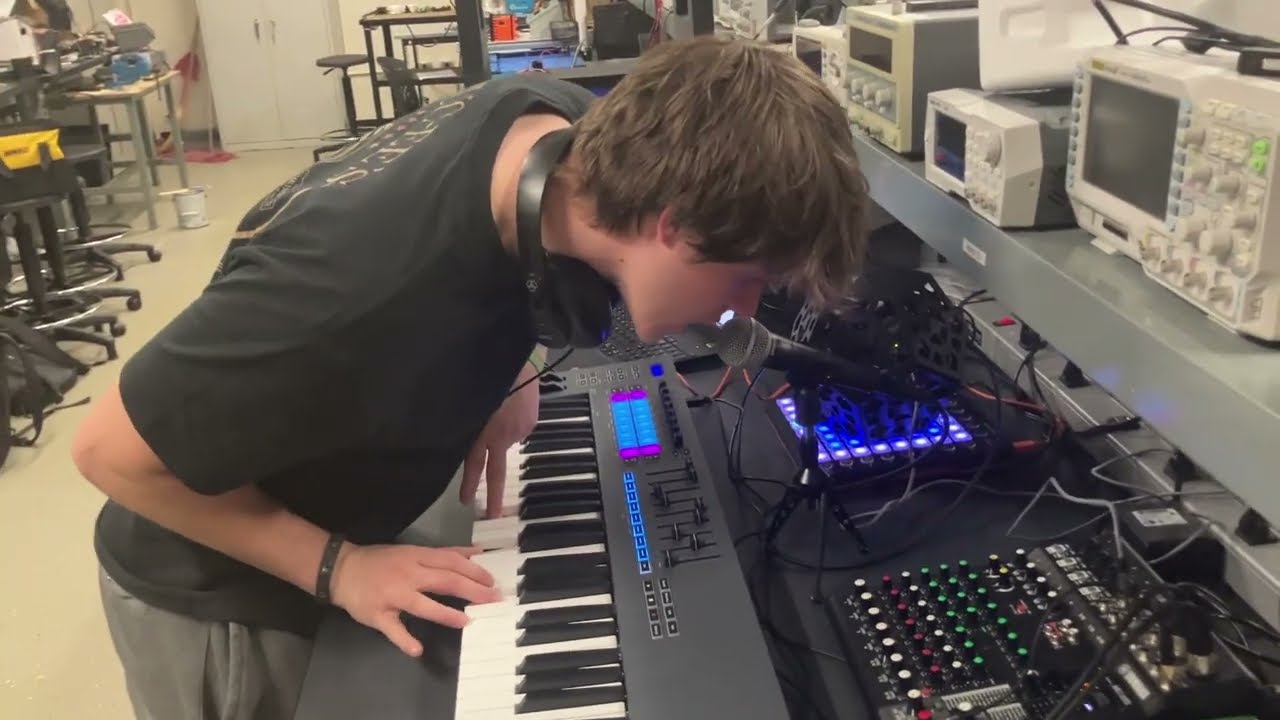 FPGA/SoC Vocal Harmonizer - Team 7