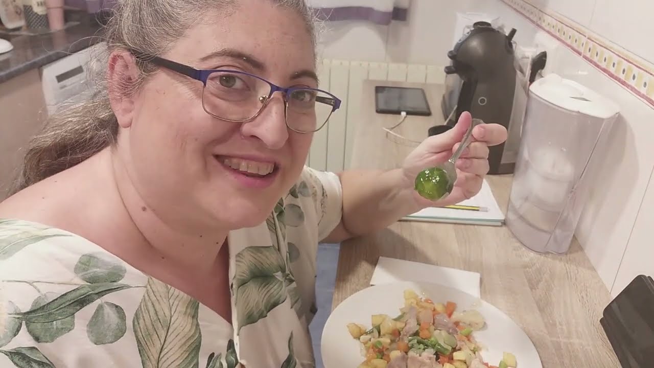 Magro de cerdo con verduras en olla exprés de microondas+os enseño el  canal de MikeandMery  TV.