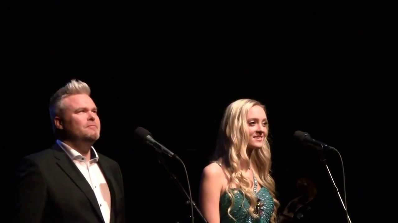 Pie Jesu framført av Rein Alexander og Stine Ulla