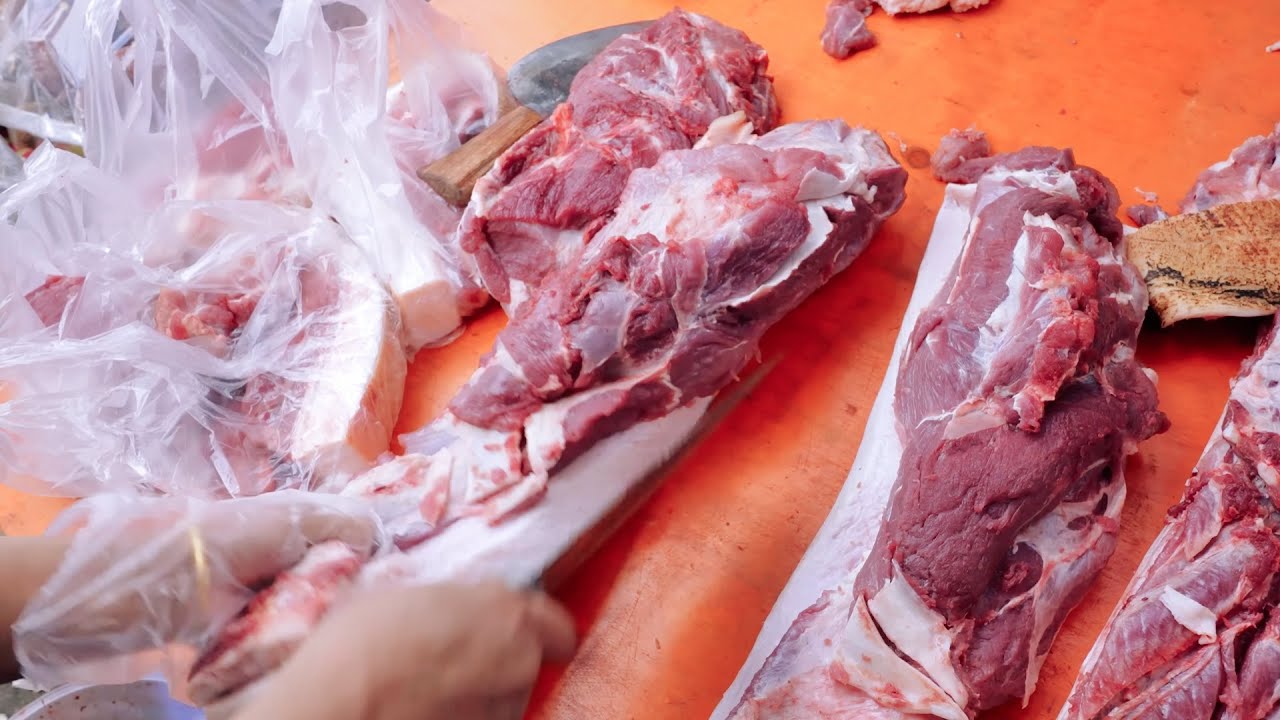 BẤT NGỜ MUA ĐƯỢC HƠN CHỤC CÂN THỊT LỢN SIÊU NGON Ở CHỢ PHIÊN BẮC HÀ | CHỢ PHIÊN TÂY BẮC