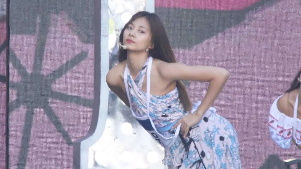 180908 트와이스(TWICE) 쯔위(Tzuyu) - What is Love 리허설 (Rehearsal) [DMC페스티벌 코뮤웨] 4K 직캠 by 비몽