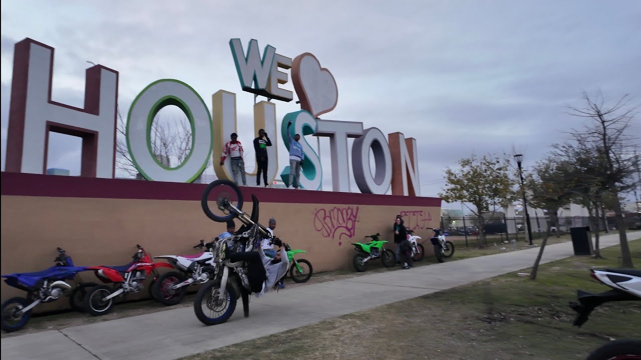 HOUSTON × DC RIDEOUT 25'