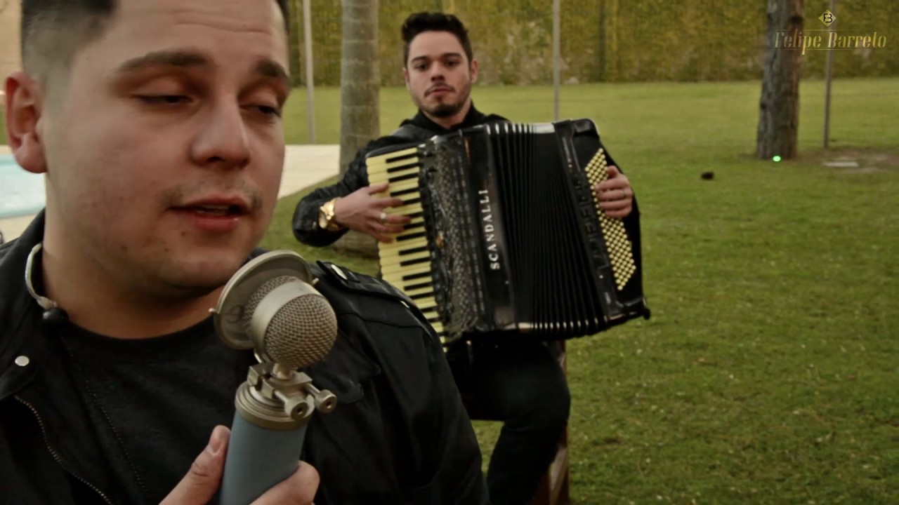 Felipe Barreto -  Sorte que c&ecirc; beija bem(COVER) PROJETO LIVE SESSION