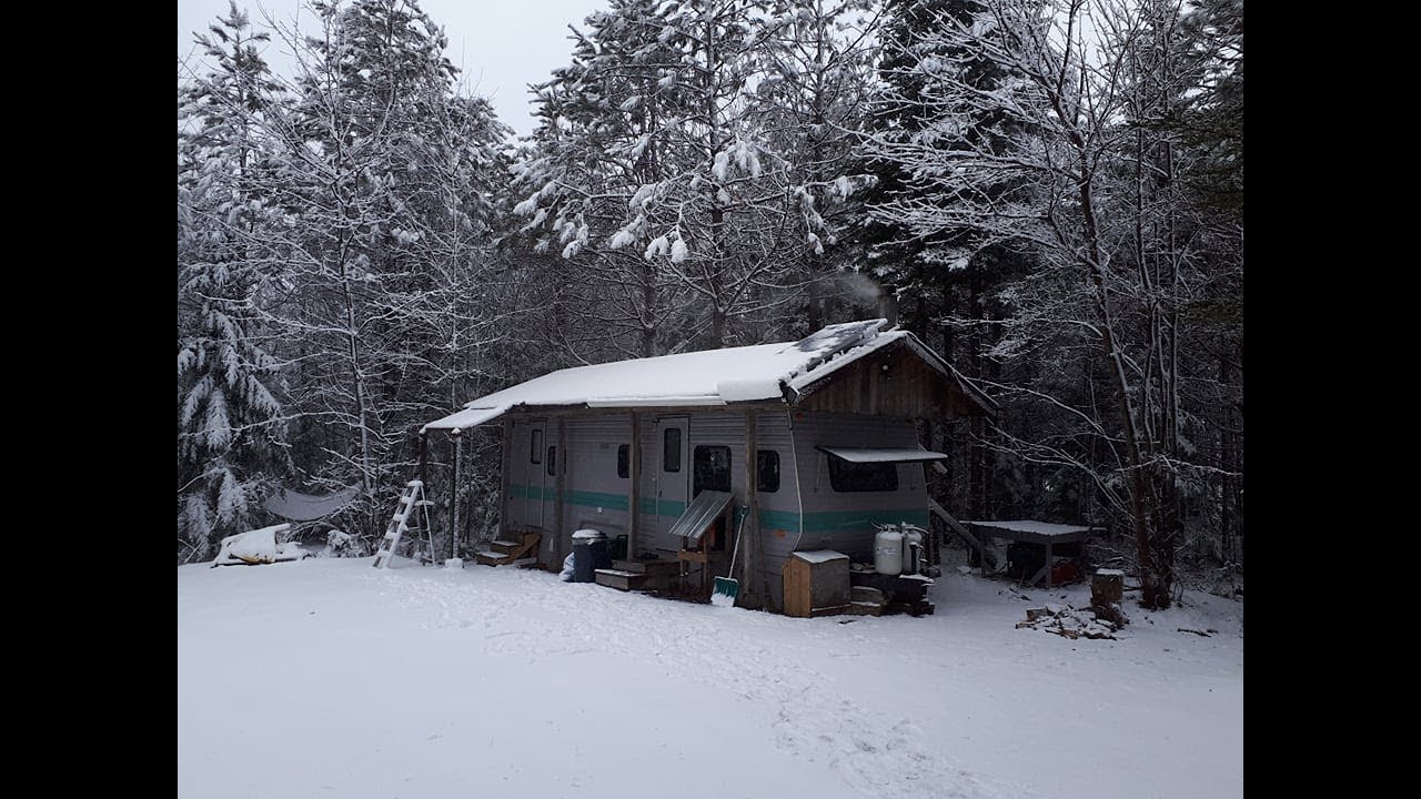 A Typical Canadian Winter Day (Living in an RV)