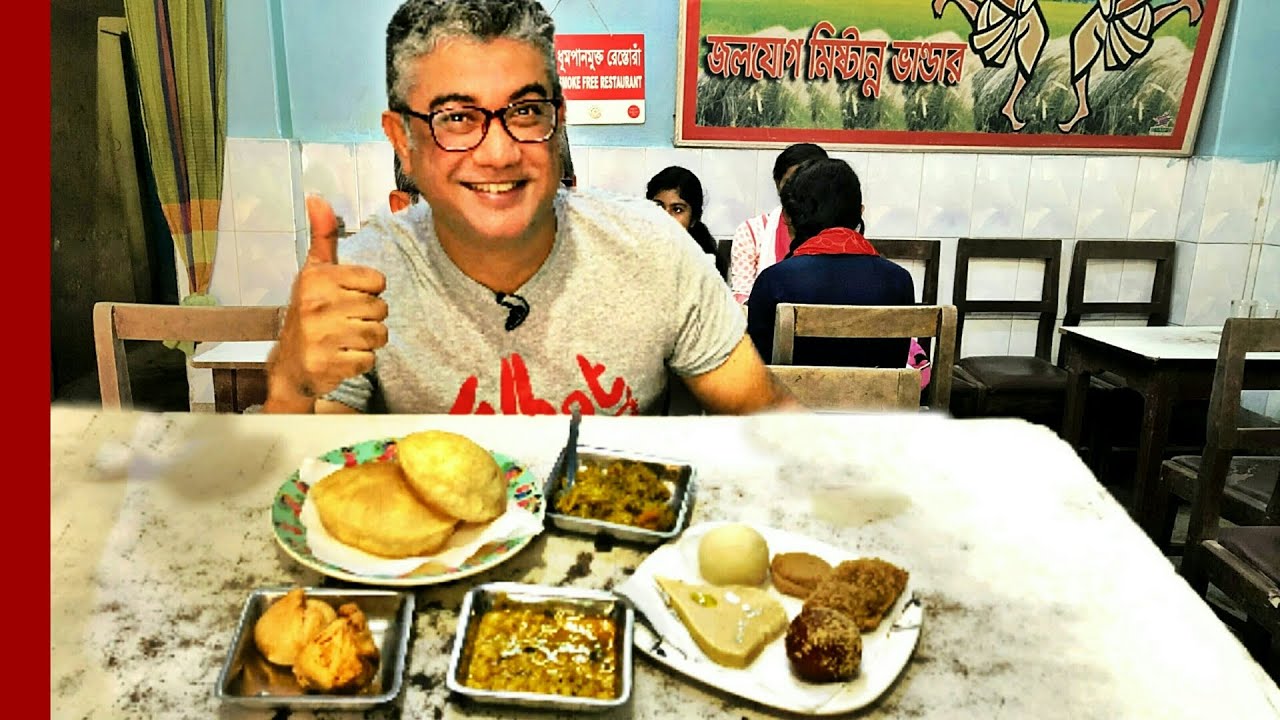 ৭০ বছরের জলযোগে জলখাবার - পাবনা সুইটসে মিষ্টি আর রামসাগর দর্শন - Extreme FOOD TOUR at DINAJPUR