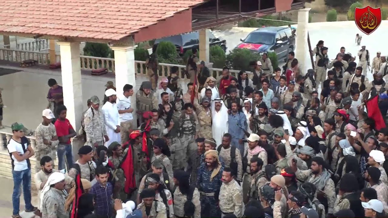 الزعيم حميدي الدهام الهادي في استقبالة لحماة الجزيرة الصناديد بعد تحرير الحسكة