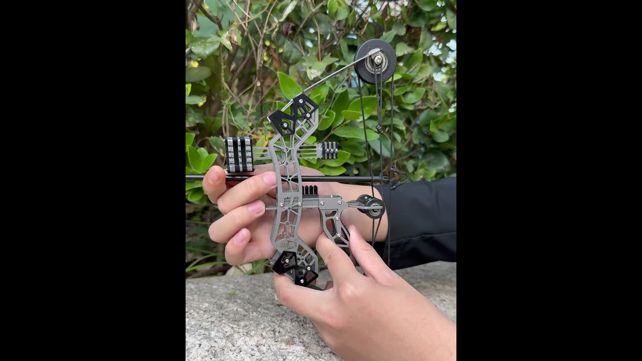 This Mini Compound Bow Shocks Everyone &ndash; 50m Range TESTED! #archary
