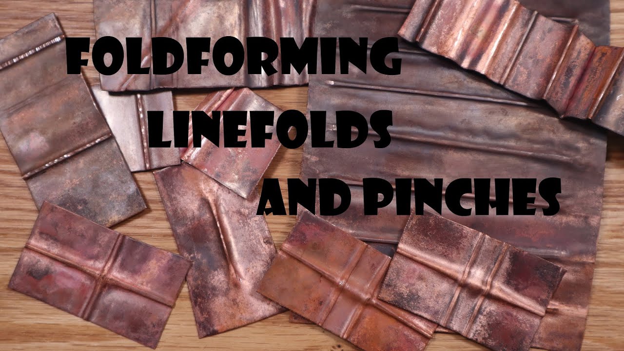 Foldforming line folds