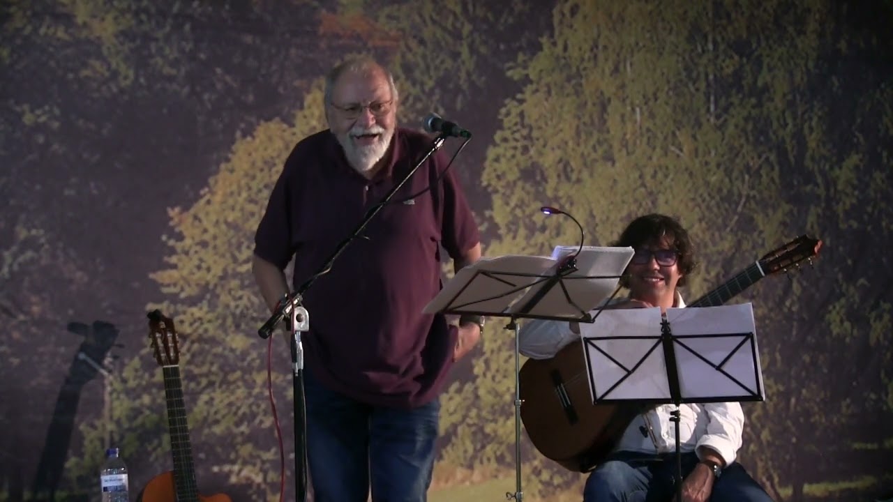 Manuel freire, canta e conta a história da Pedra Filosofal