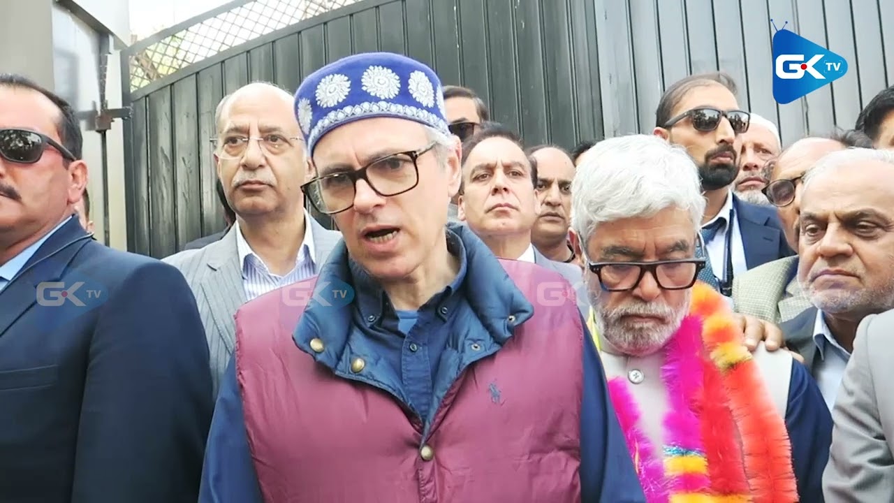 «Ага Мехмуд сказал, что Рухулла ему как сын, и выразил надежду на его поддержку: Омар Абдулла в Б...