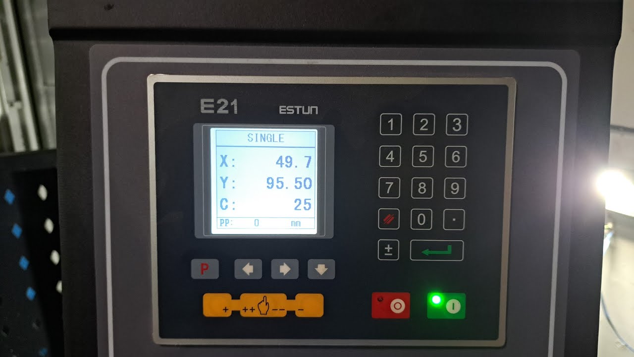 Máy chấn NC E21 Trung Quốc.liên hệ 0342 331 772 để được hướng dẫn.