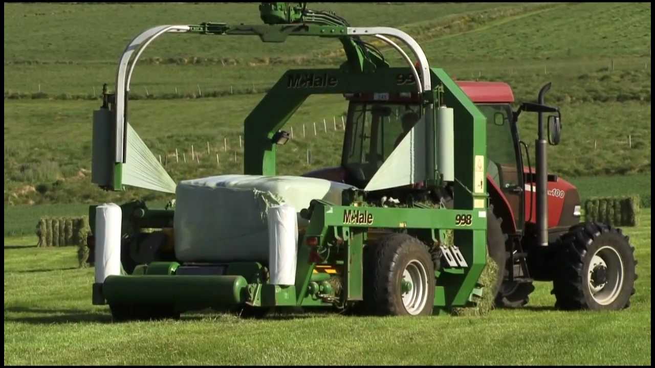 Heyskapur í Garði - Haymaking in Iceland