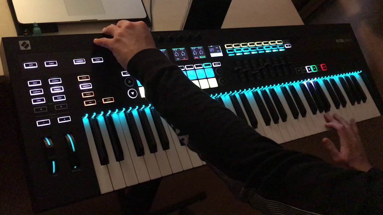 Maese Marc - The Jungle Call (Live - Novation SL MK III)
