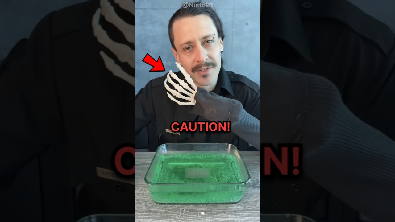 One Touch… Meat Changes Color! 😳  
