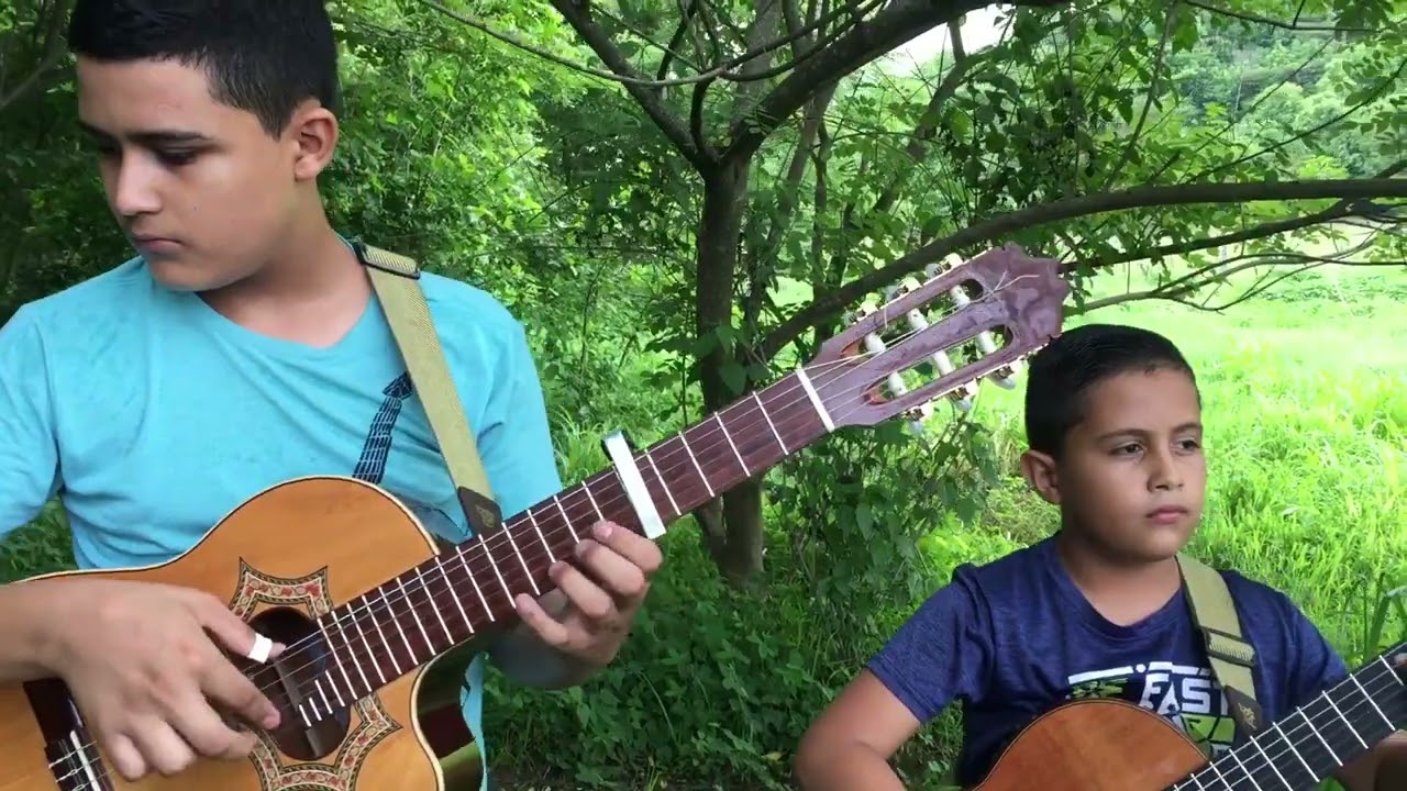 Yo no camino solo, del trío alfa y omega// Dúo urquilla jr
