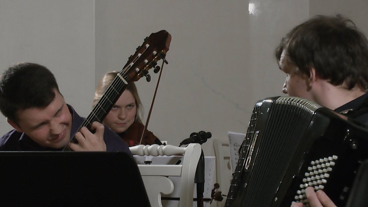 Astor Piazzolla – Concerto for Bandoneón, Guitar & Strings (1984)
