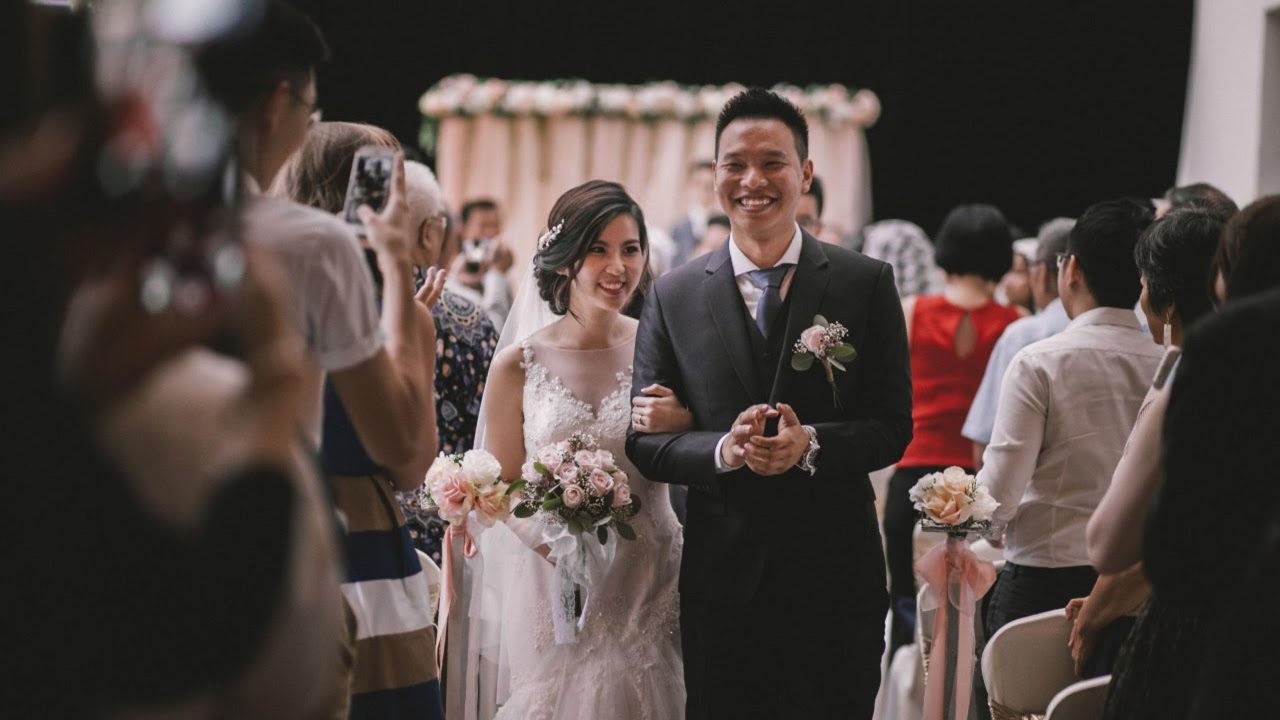 Malaysia Heartwarming Chinese + Church Wedding | Fred & WeiSin