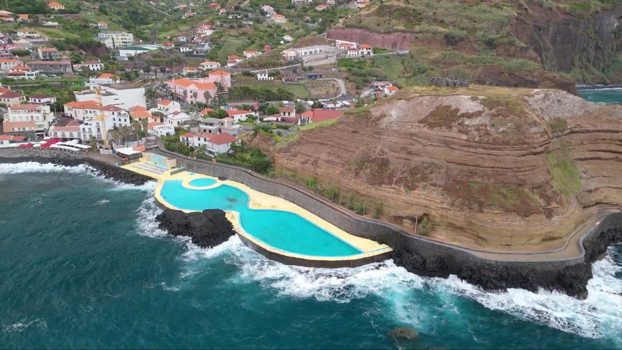 Relax in Madeira: Porto da Cruz, Faial - ilha da Madeira Vista do Céu 🌄 em 4K, Portugal.
