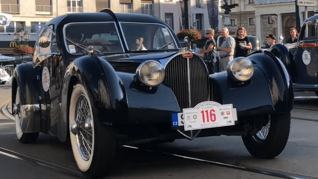 Bugatti Type 57 SC Atlantic replica start up, pure sound & acceleration