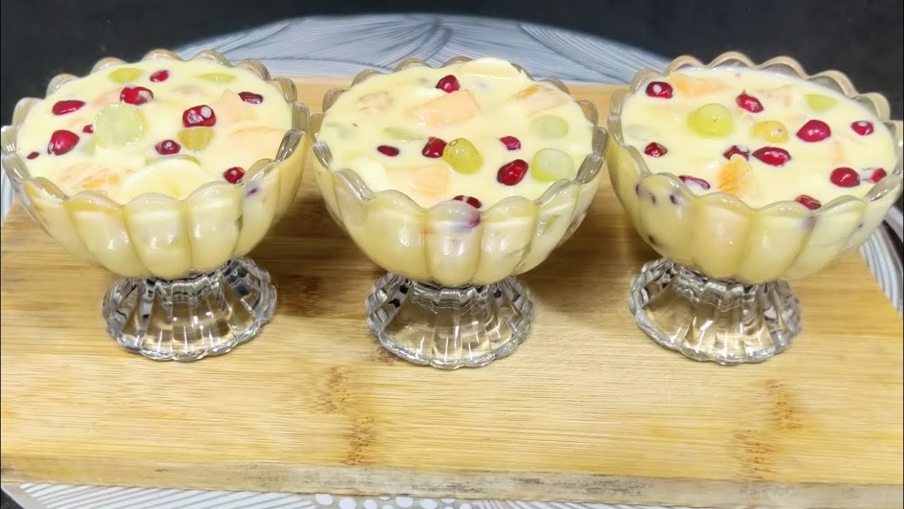 सिर्फ 10 मिनट में क्रीमी फ्रूट कस्टर्ड | मार्केट से भी ज्यादा टेस्टी 😍