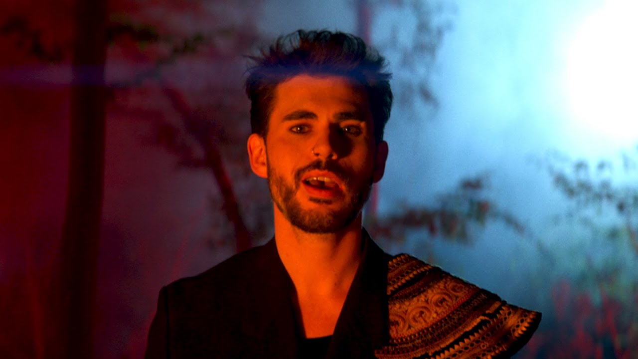 Alvan feat. Ahez - Fulenn (Clip officiel) (Eurovision France 2022)