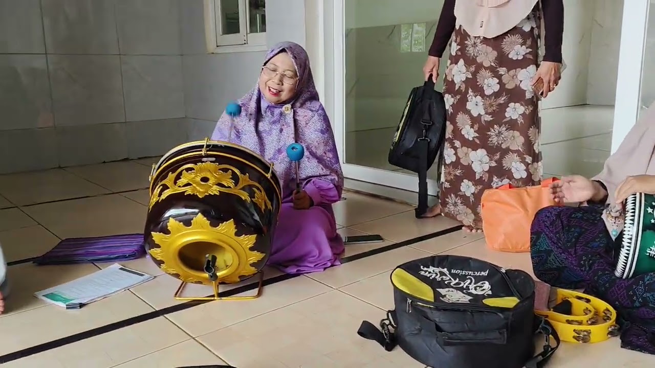 Pukulan pembuka personil belum komplit