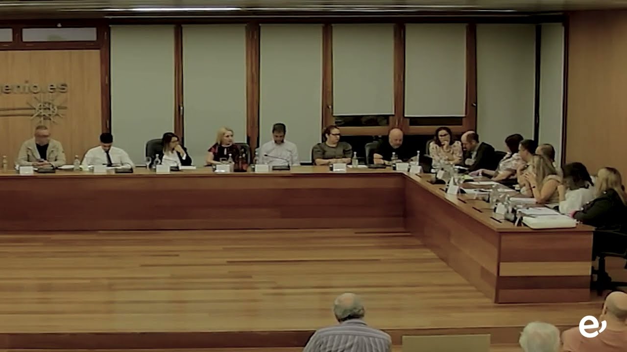 Reconocimiento municipal a dos referentes sanitarios por su compromiso con la igualdad
