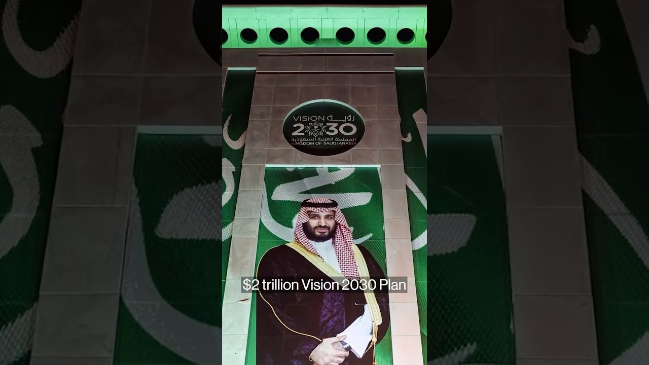 Saudi Arabia Reviews Gigantic City at Neom Called 