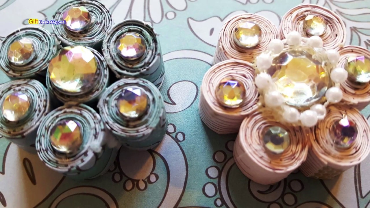 How to Make Rolled Paper Flowers - DIY Crafts