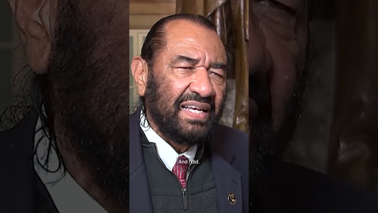Al Green ejected from State of the Union over video protest | REUTERS