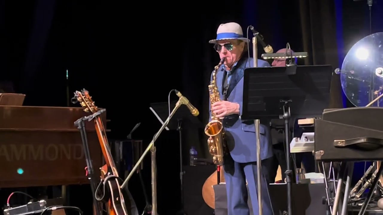 Van Morrison - Belfast -- PLAY THE HONKY TONK -- Waterfront Hall Studio - 5 februari 2026