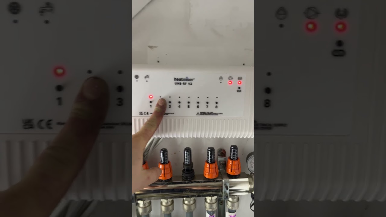 Heatmiser neoair V2 paired to the UH8-rf v2