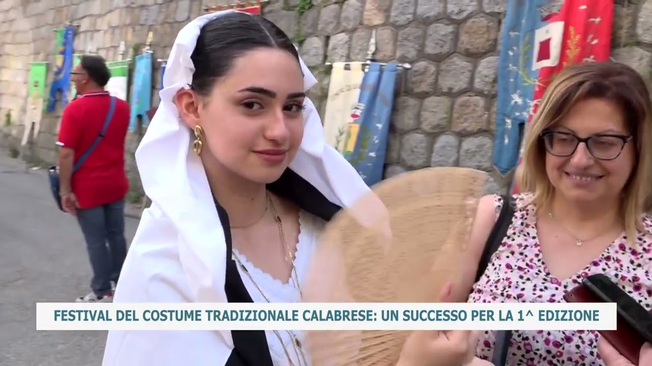 FESTIVAL DEL COSTUME TRADIZIONALE CALABRESE: UN SUCCESSO PER LA 1^ EDIZIONE