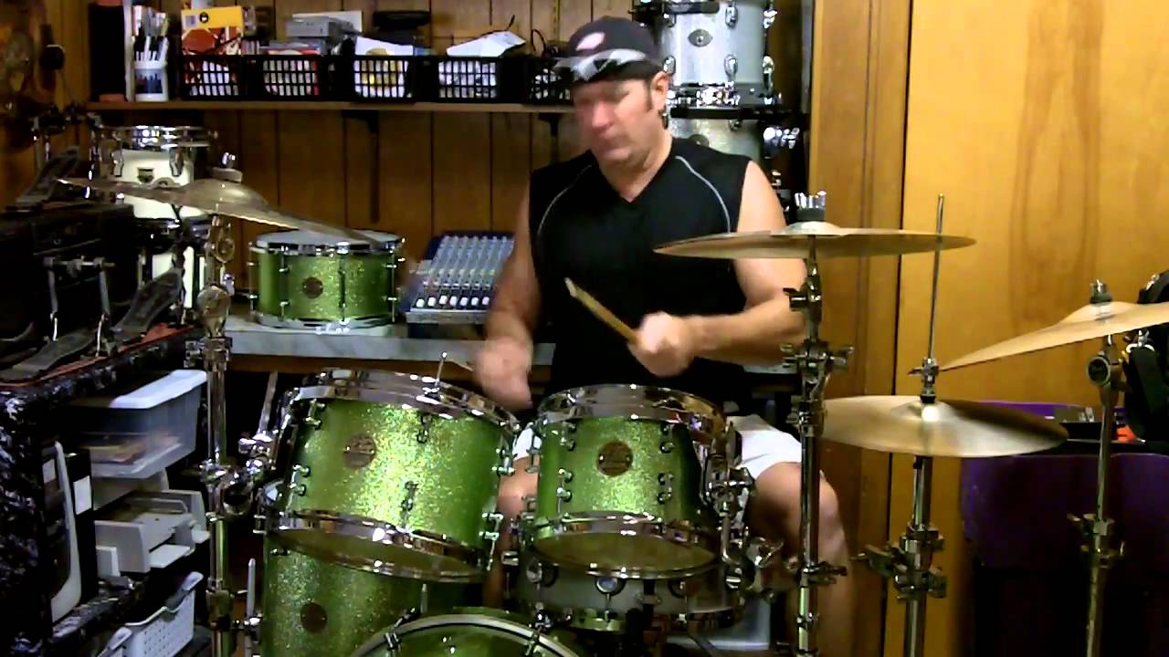 Being a lefthanded drummer
