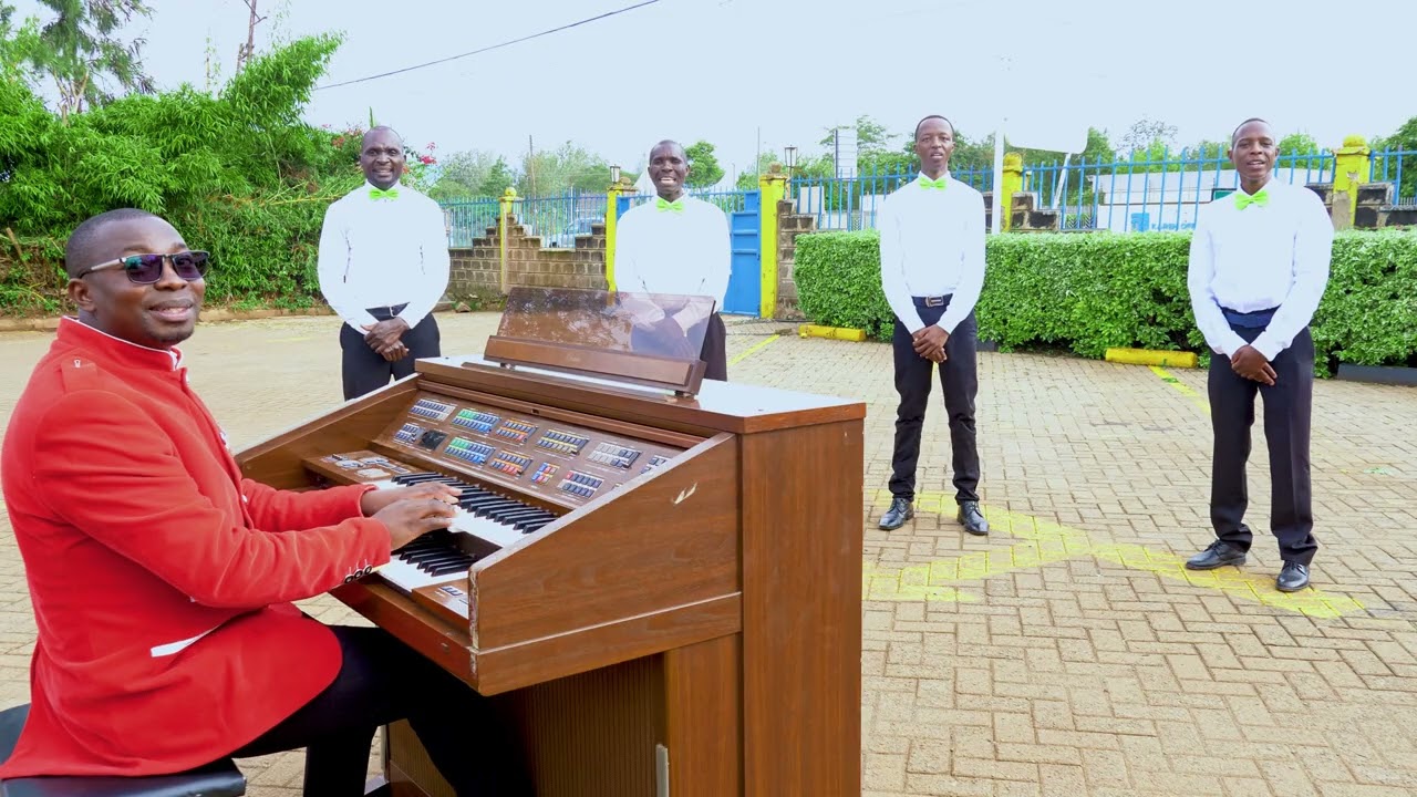 NINA KILA SABABU (4k) || Walter Masinde || St. Gregory Choir Regina Caeli Karen Catholic Church