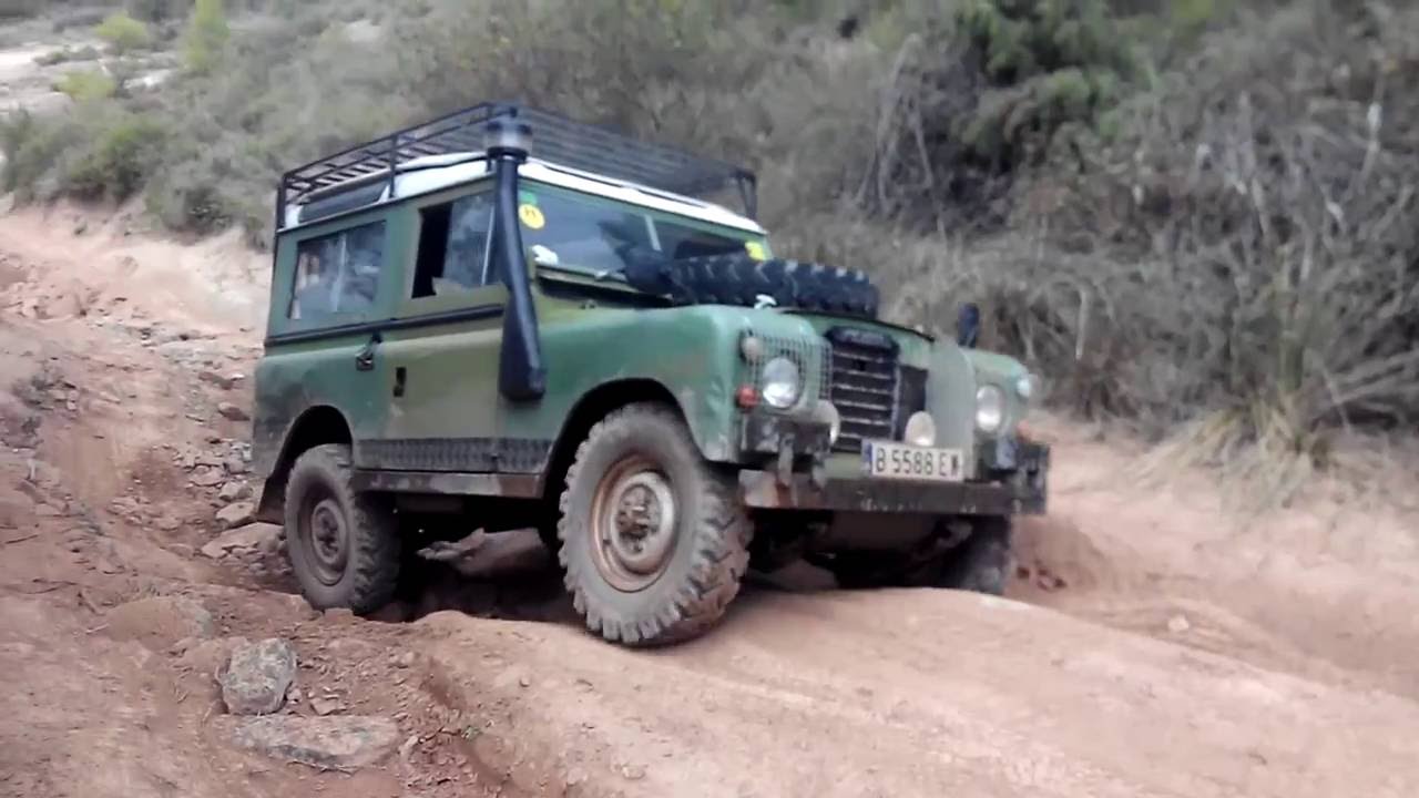 Land Rover Party 2016 - Land Rover Santana Series III (1981)