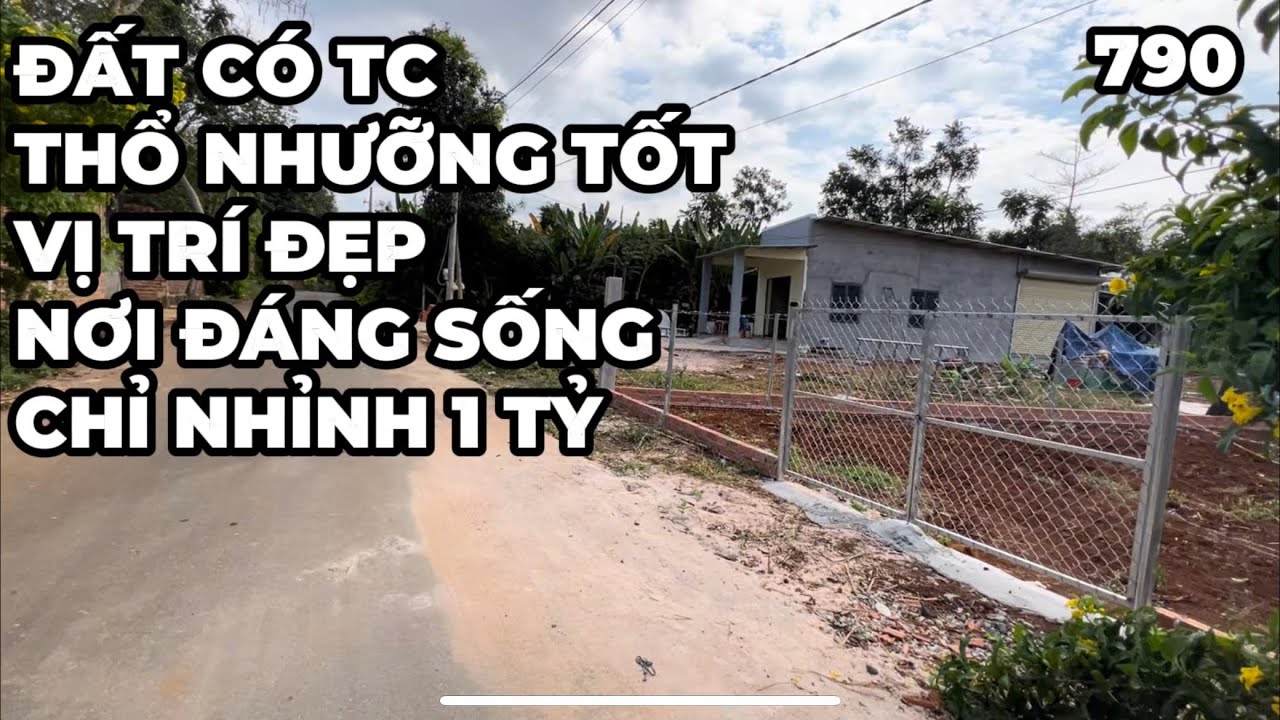 Đất vườn có tc,vị trí quá đẹp. Nằm giữa 2 trung tâm lớn Gần nhiều tiện ích Tại Kim long (ĐÃ BÁN)