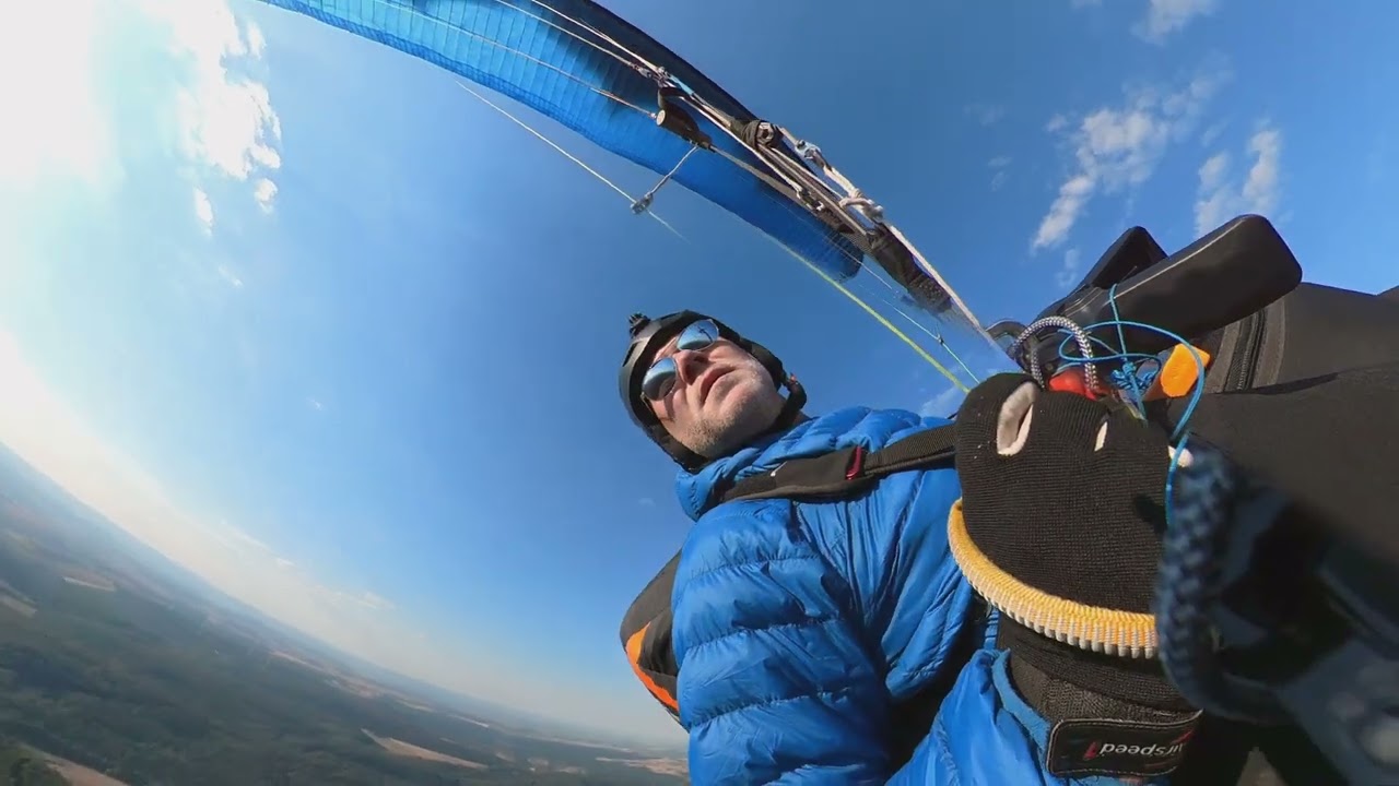 Paragliding / Gleitschirm Soaren am Donnersberg