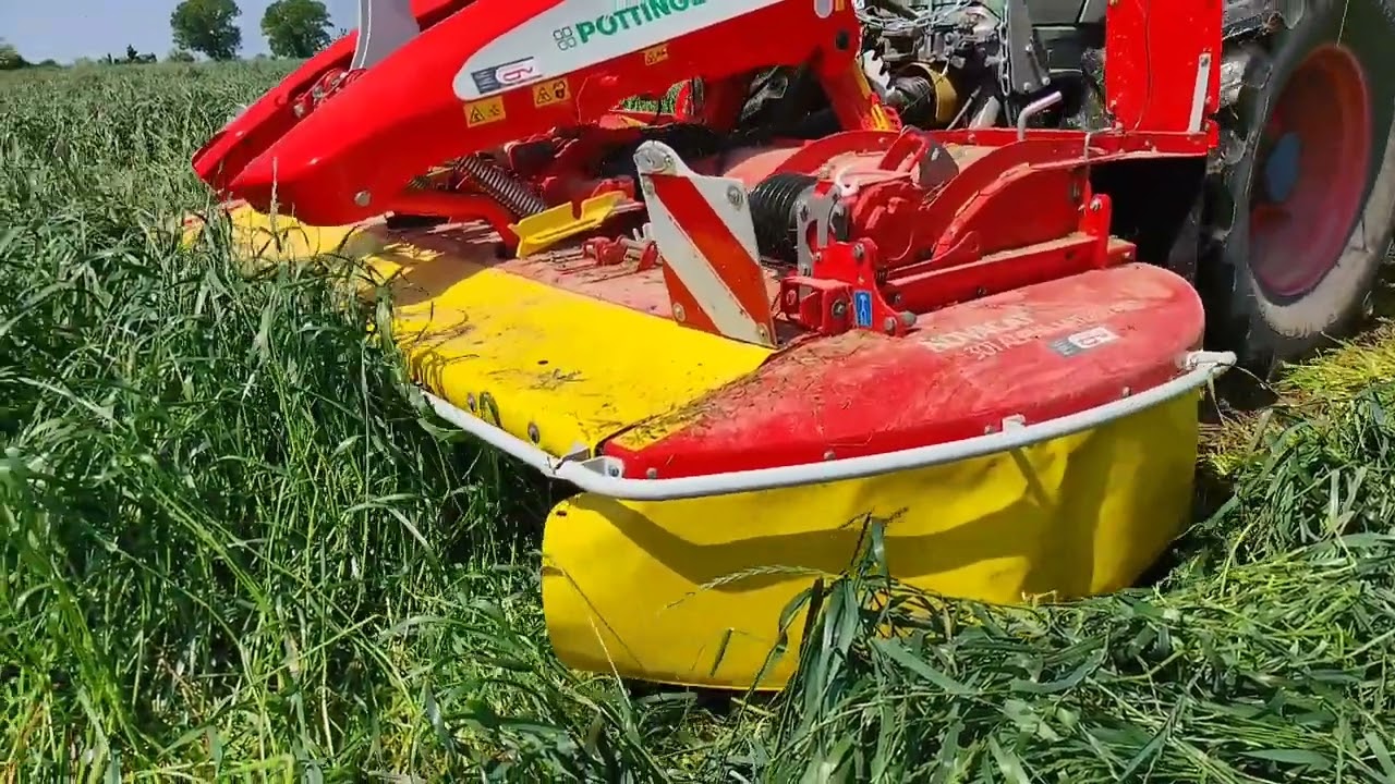 POTTINGER 301 ALPHA MOTION PRO ED a flagelli su loietto su Fendt 312