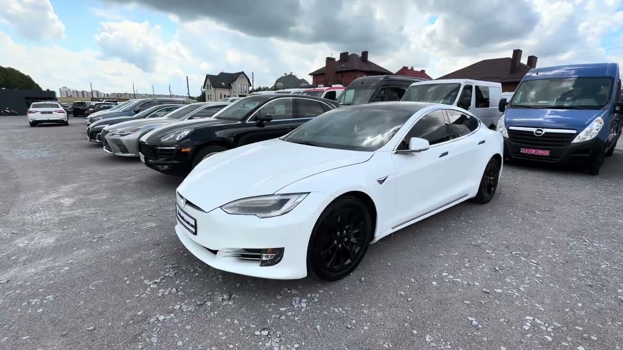Tesla S / 2018