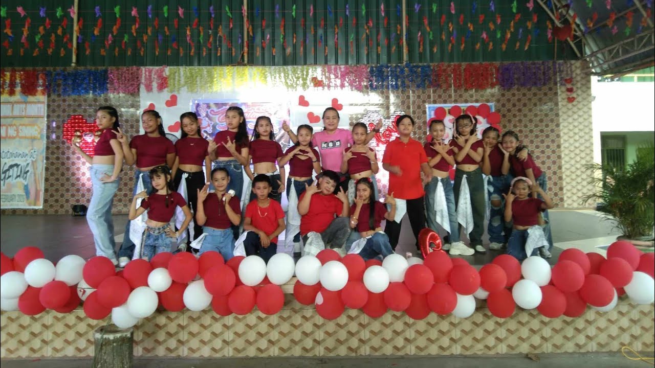 grade 4 dancers