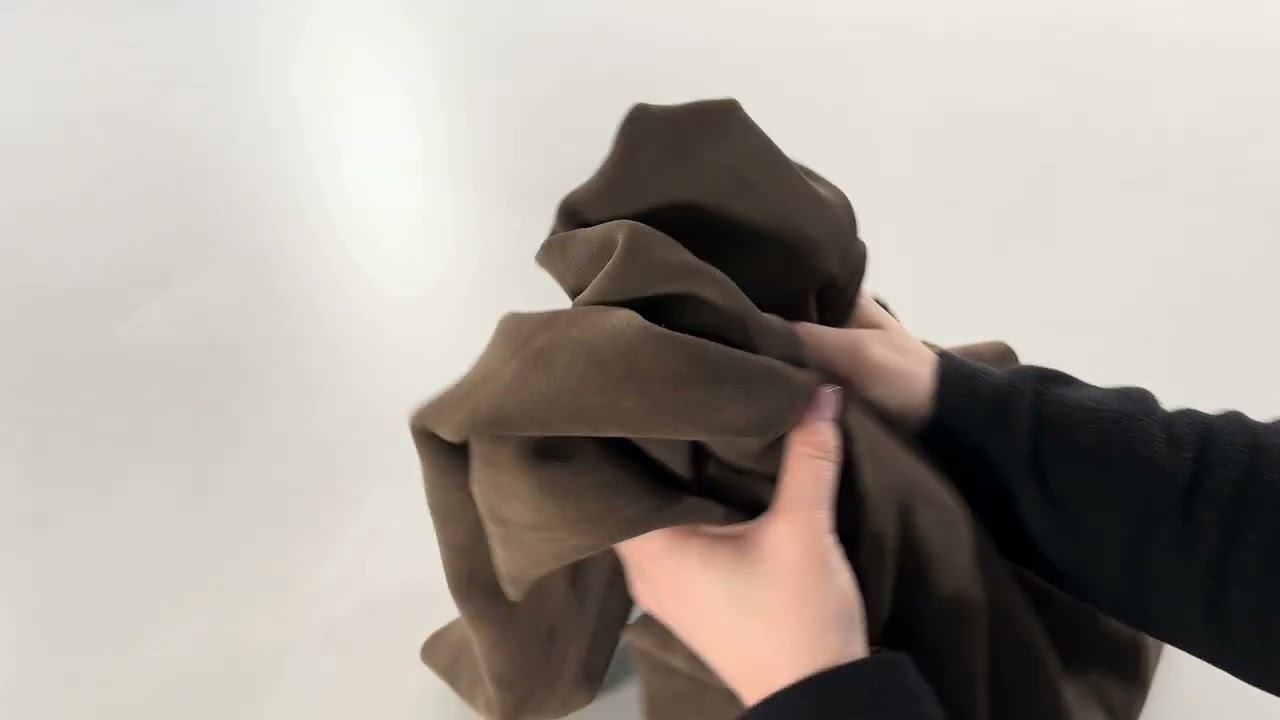5652